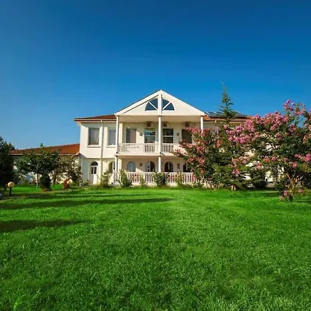 Vilă Casa Di Bakalovi *