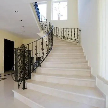 Casa Di Bakalovi فيلة *